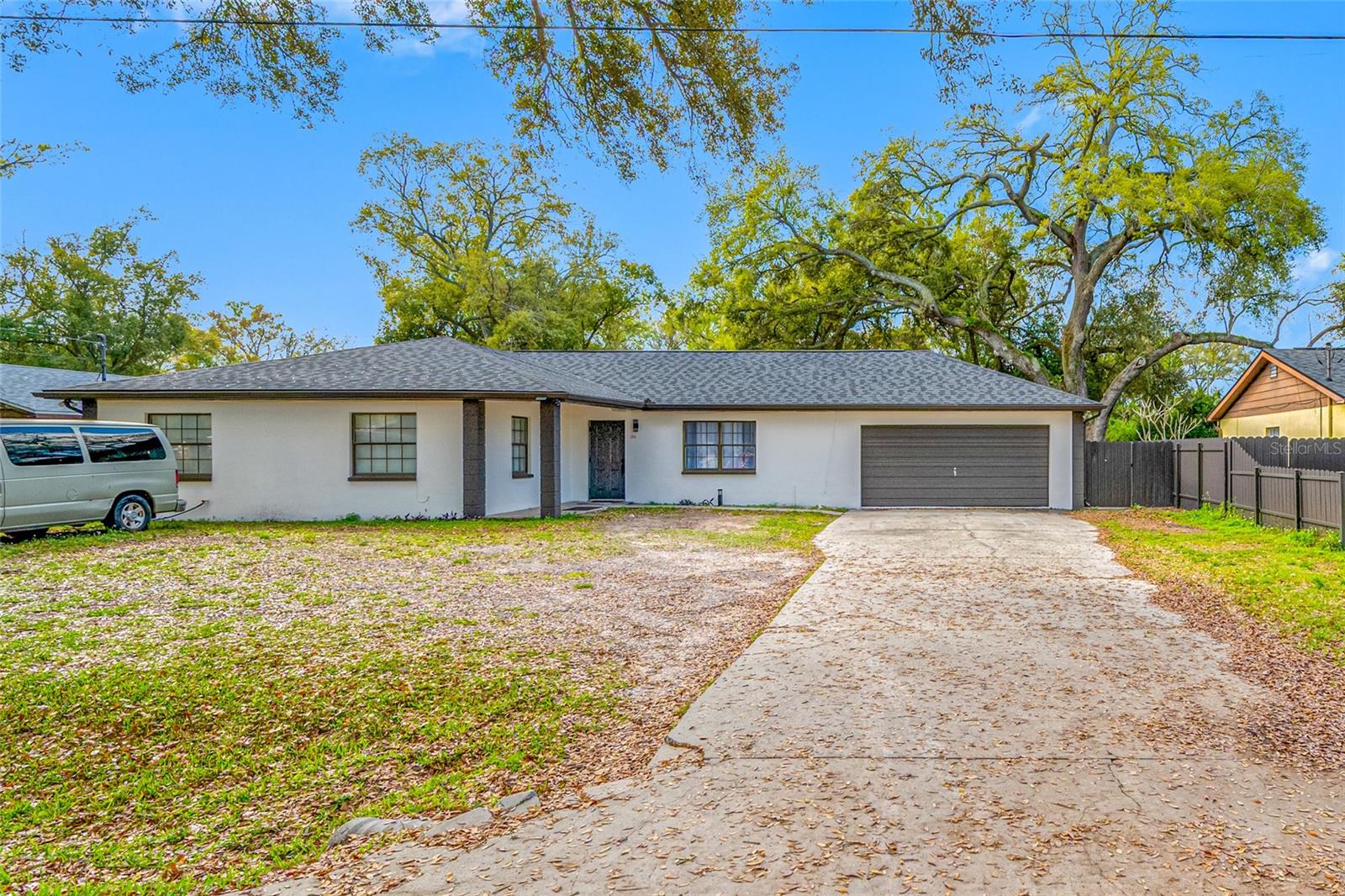 Single Family Residence in TAMPA, FL - Daniel Dourado