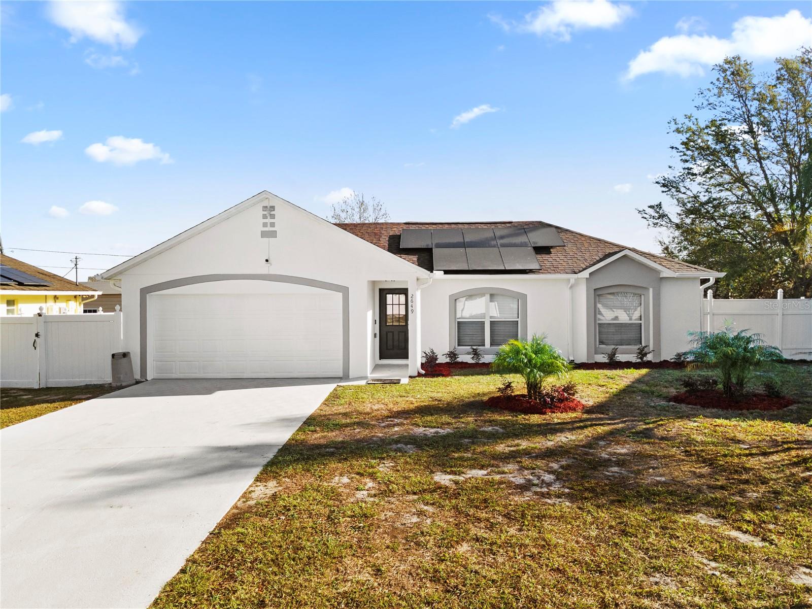 Single Family Residence em DELTONA, FL - Daniel Dourado