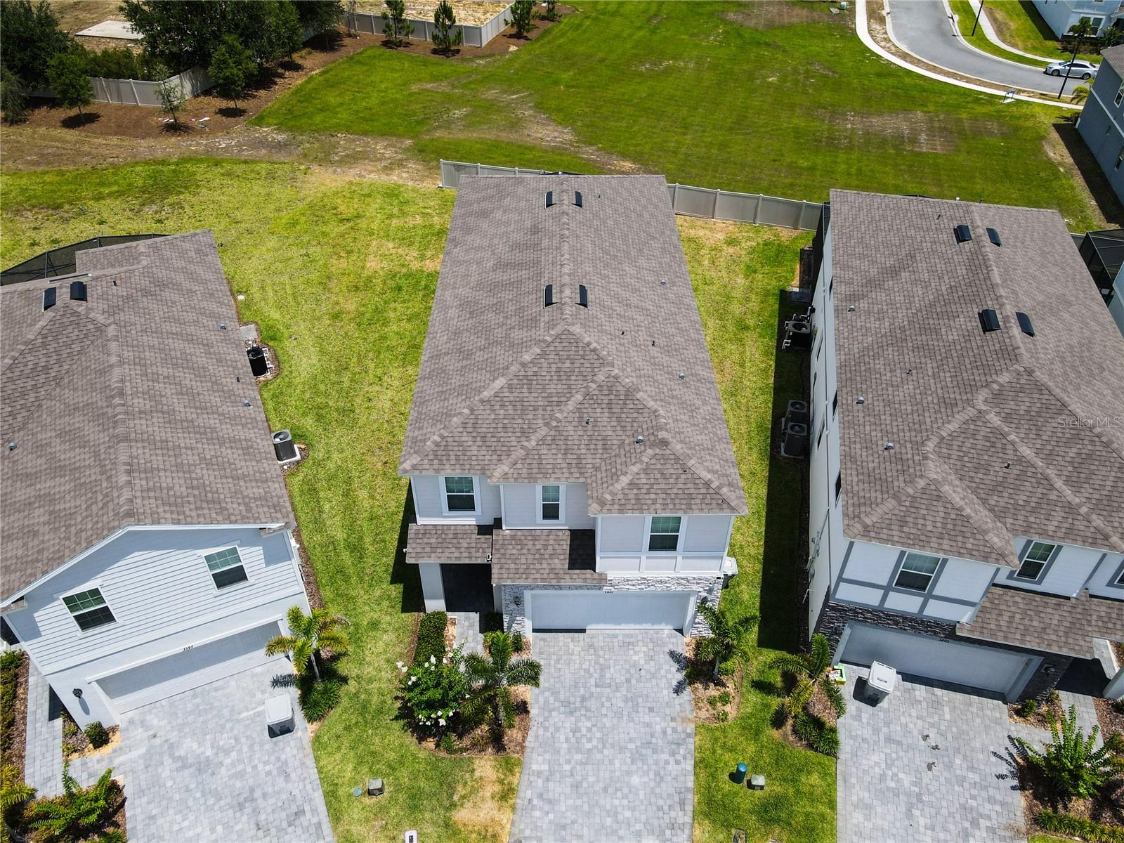Single Family Residence in DAVENPORT, FL - Daniel Dourado