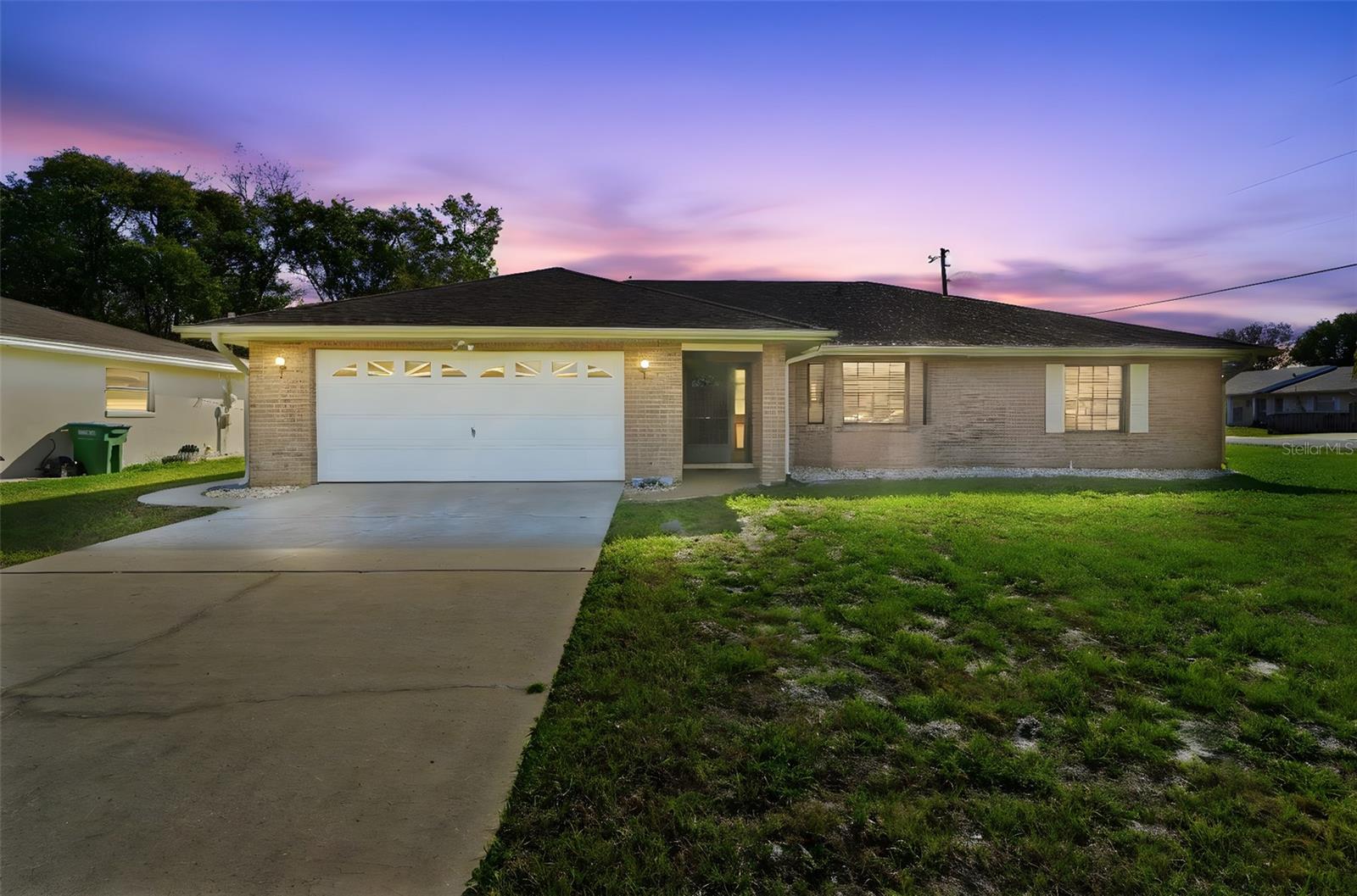 Single Family Residence em DELTONA, FL - Daniel Dourado