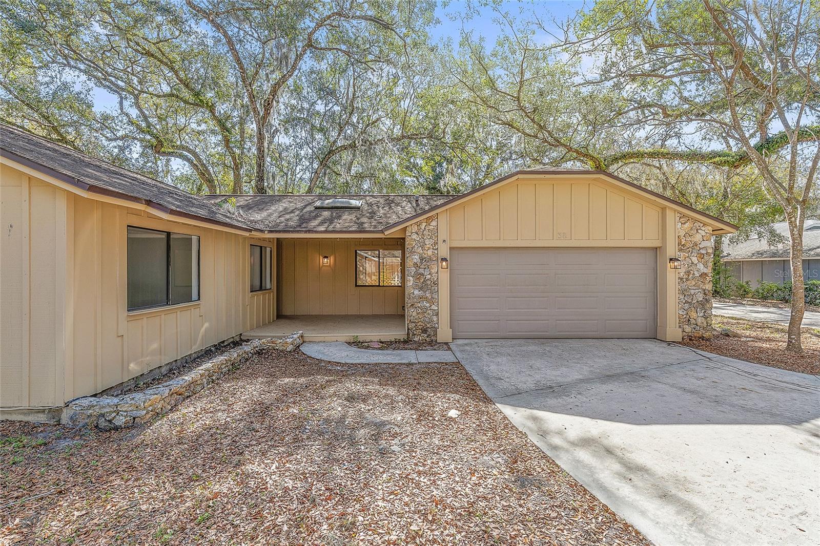 Single Family Residence in ORMOND BEACH, FL - Daniel Dourado