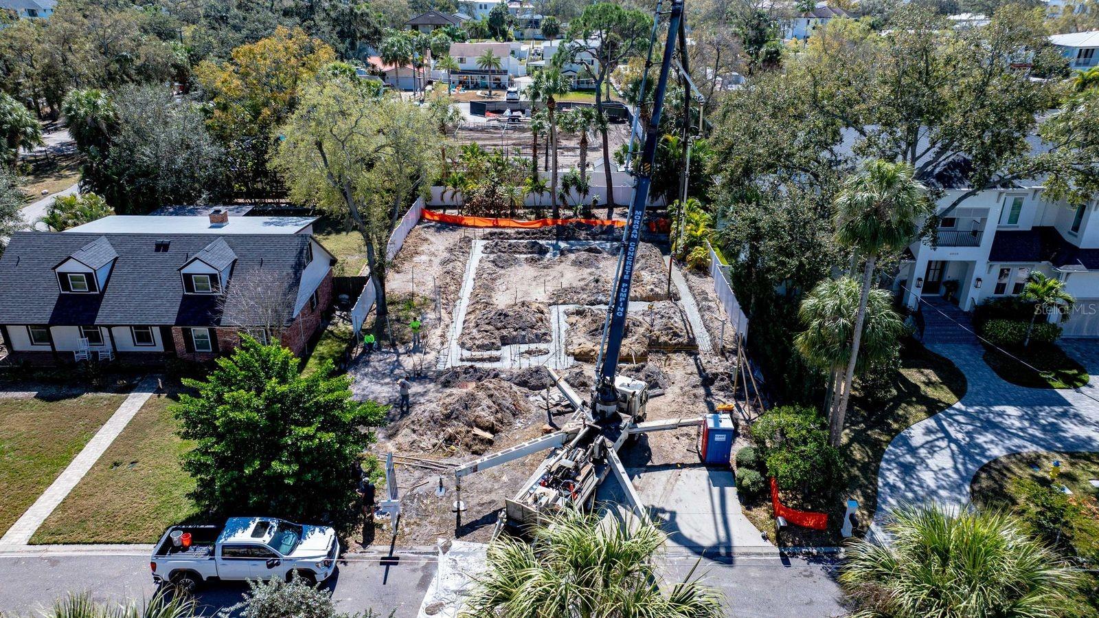 Single Family Residence in TAMPA, FL - Daniel Dourado