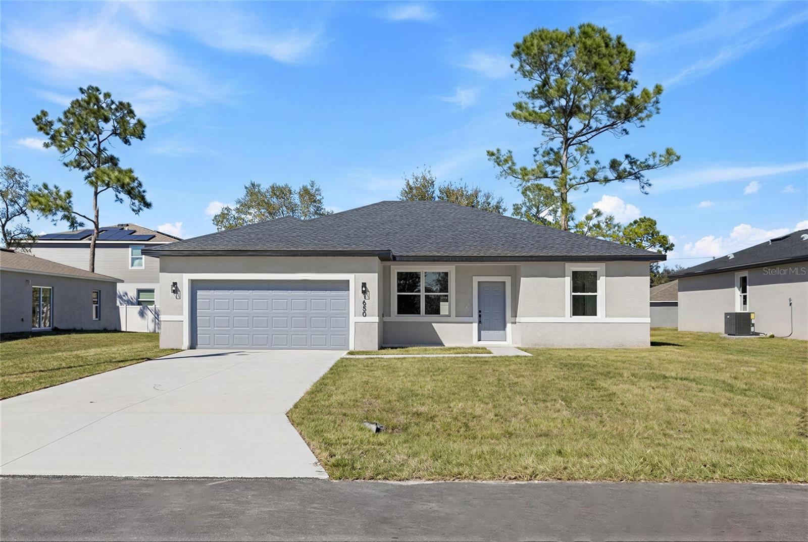 Single Family Residence in POINCIANA, FL - Daniel Dourado