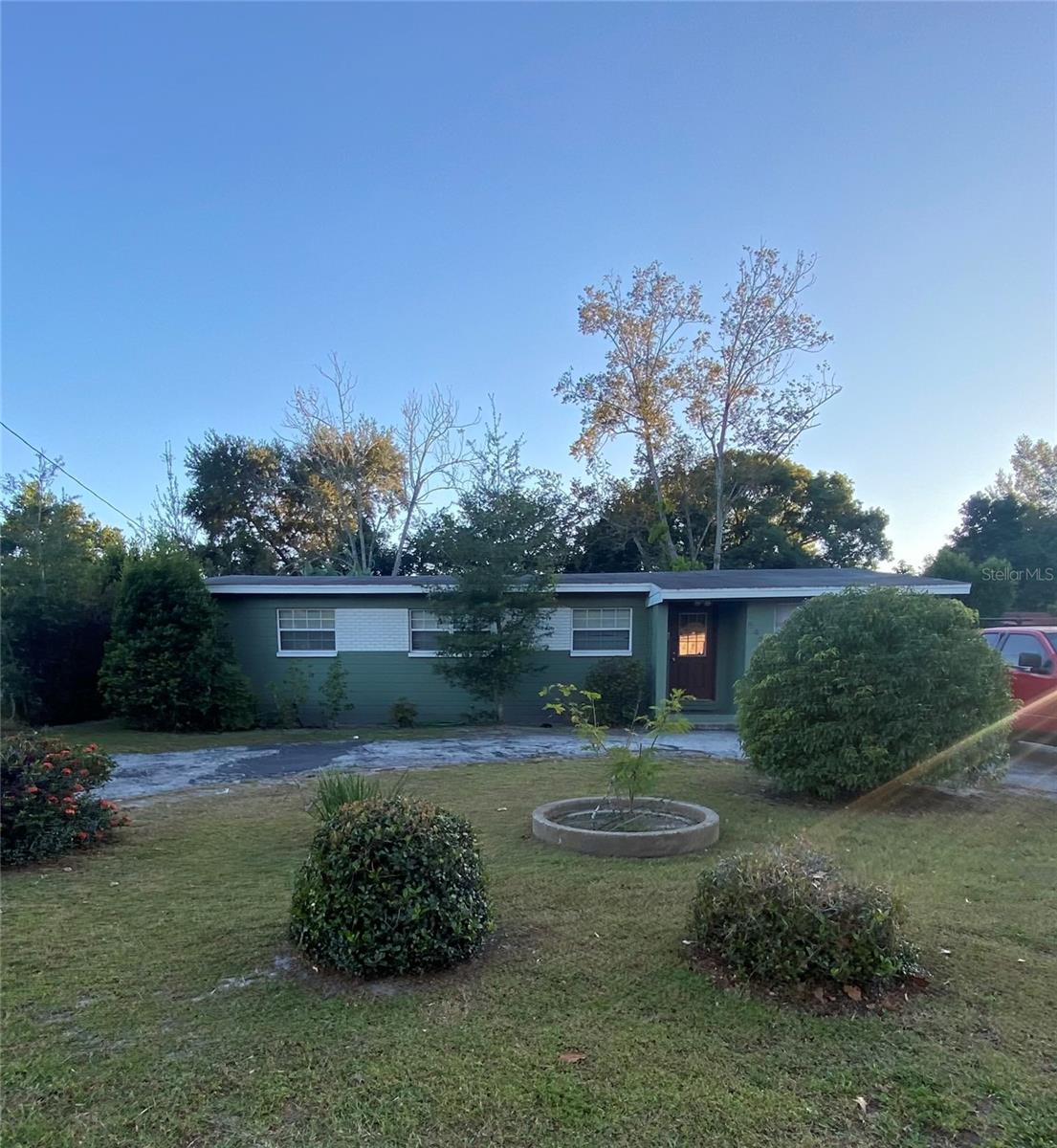 Single Family Residence in ORLANDO, FL - Daniel Dourado