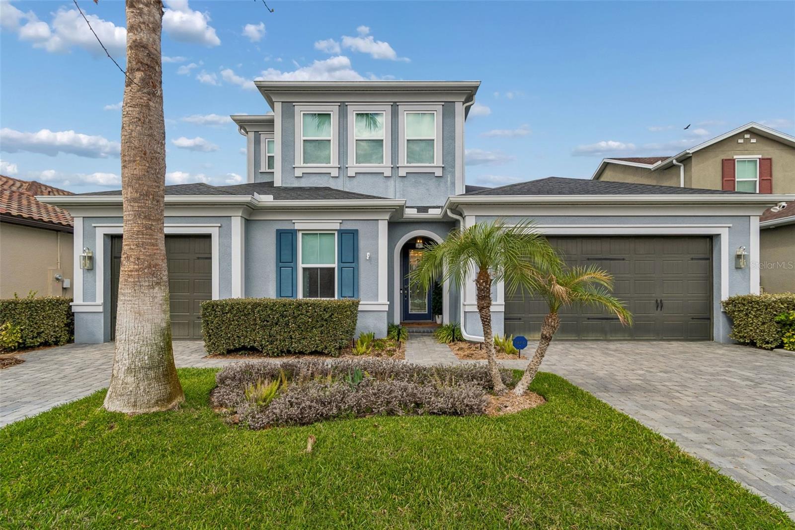 Single Family Residence in LUTZ, FL - Daniel Dourado
