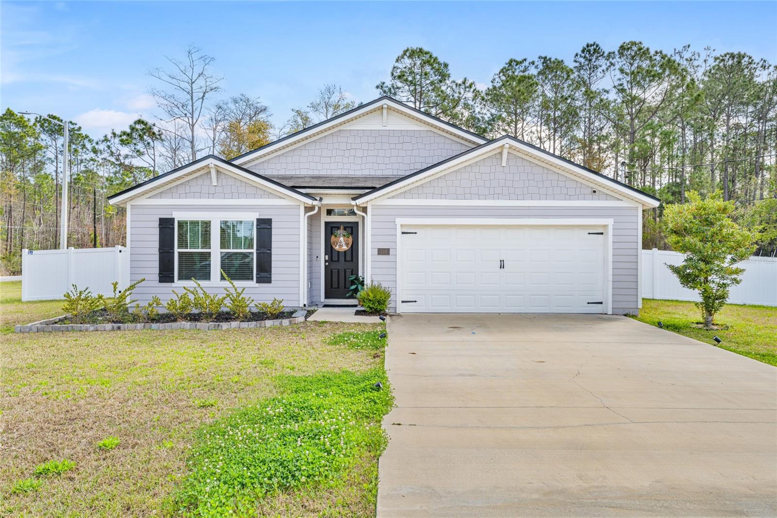 Single Family Residence in PALM COAST, FL - Daniel Dourado
