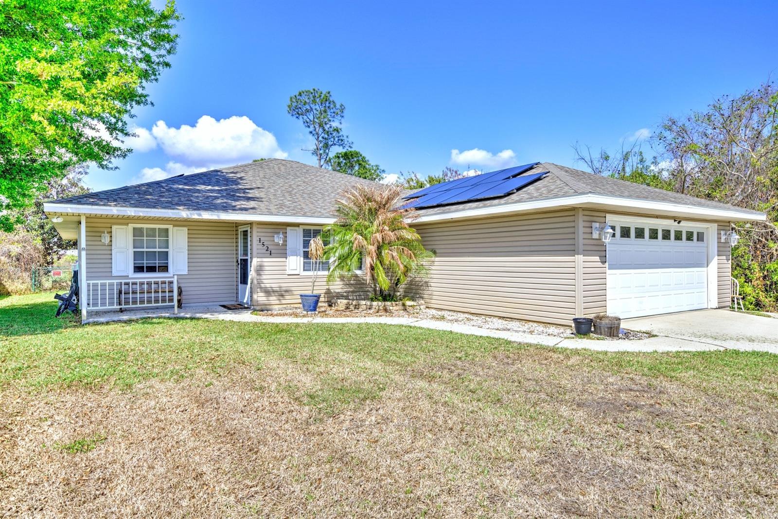 Single Family Residence in SEBRING, FL - Daniel Dourado