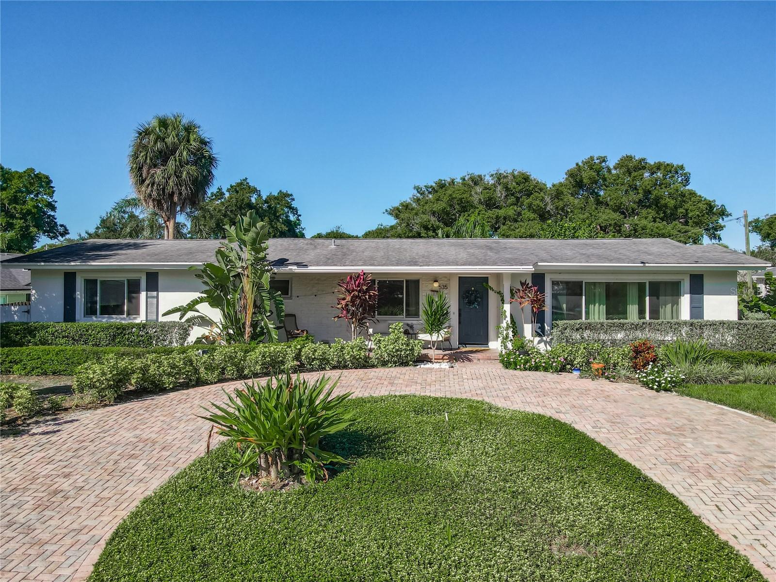 Single Family Residence in MAITLAND, FL - Daniel Dourado