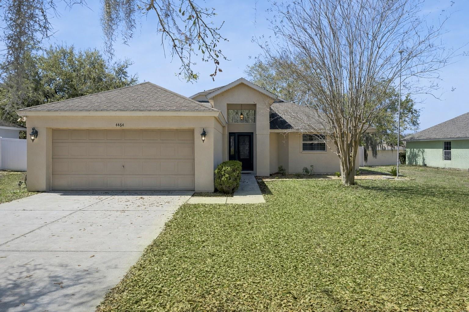 Single Family Residence em TAVARES, FL - Daniel Dourado