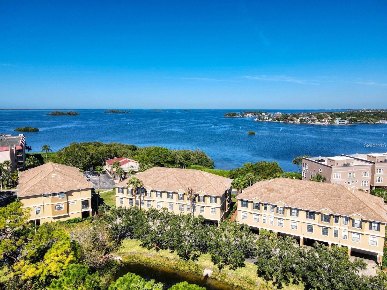 Townhouse in DUNEDIN, FL - Daniel Dourado