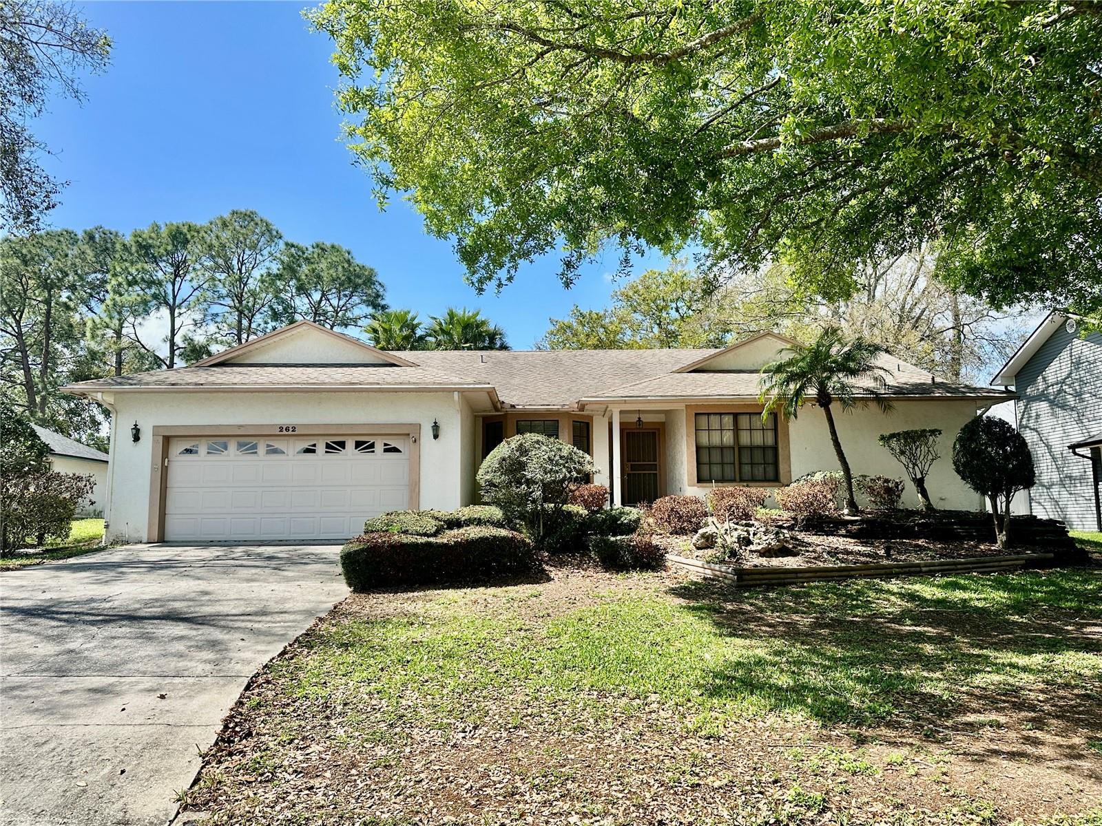Single Family Residence em WINTER HAVEN, FL - Daniel Dourado