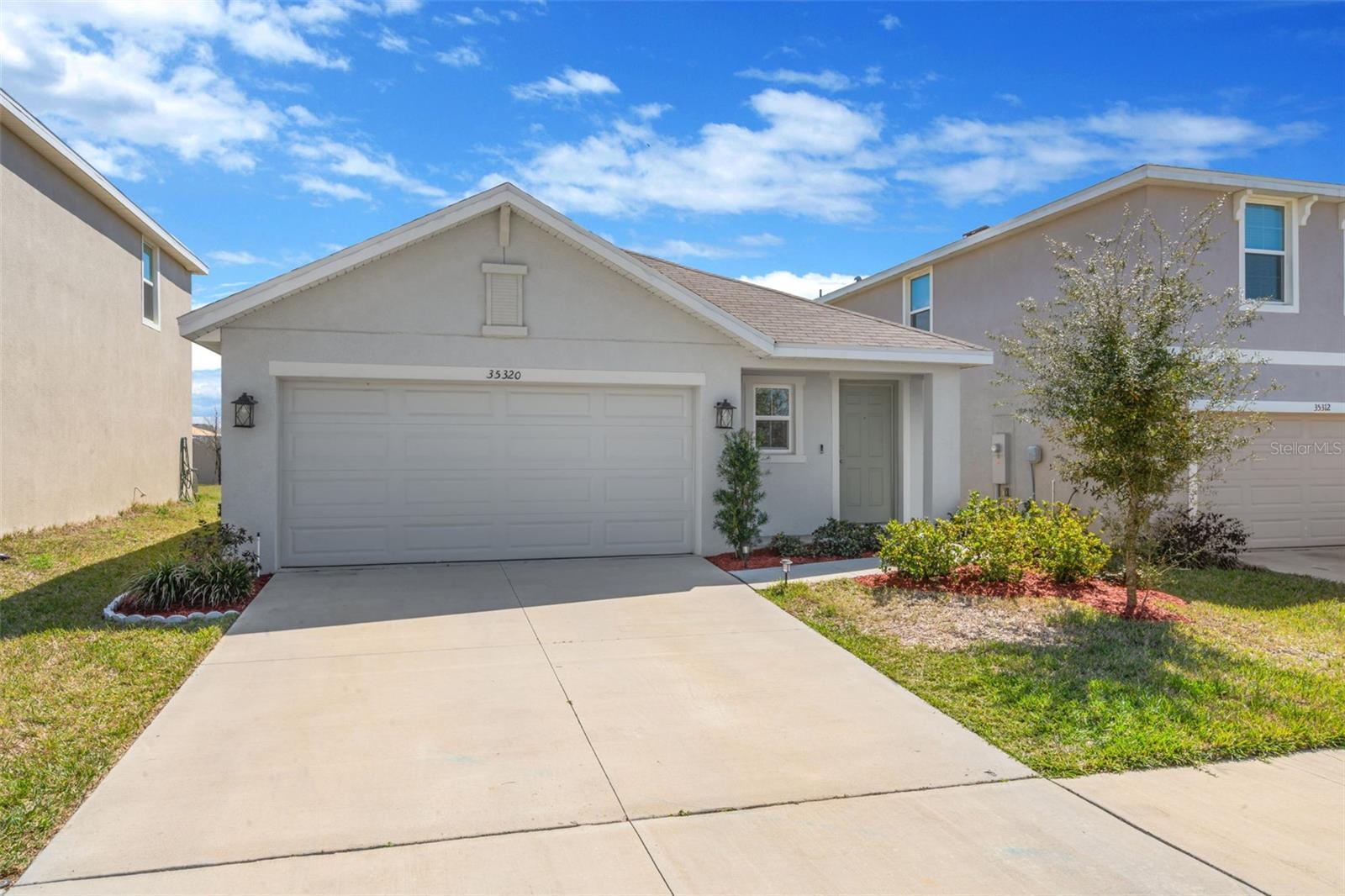 Single Family Residence in DADE CITY, FL - Daniel Dourado