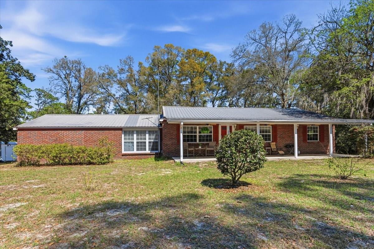 Single Family Residence in HIGH SPRINGS, FL - Daniel Dourado