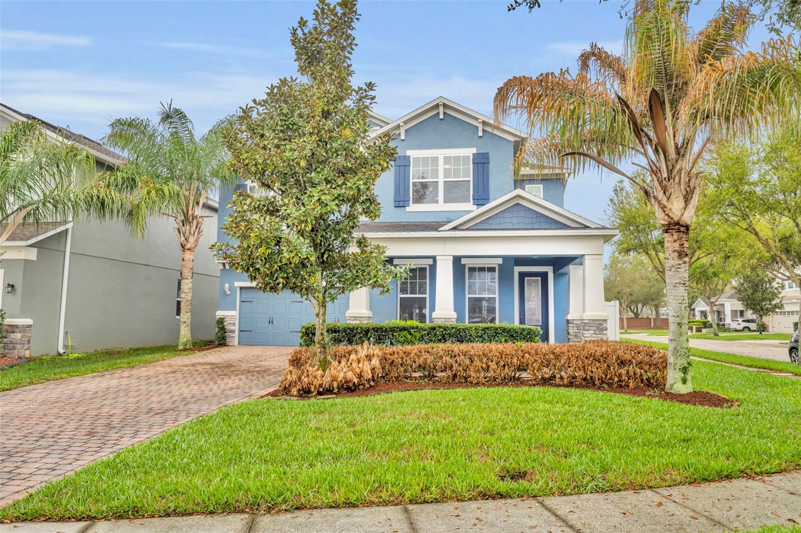 Single Family Residence in OVIEDO, FL - Daniel Dourado