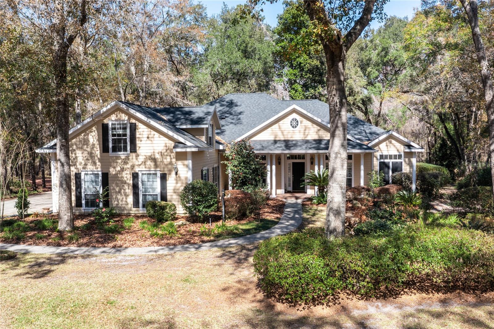 Single Family Residence in GAINESVILLE, FL - Daniel Dourado