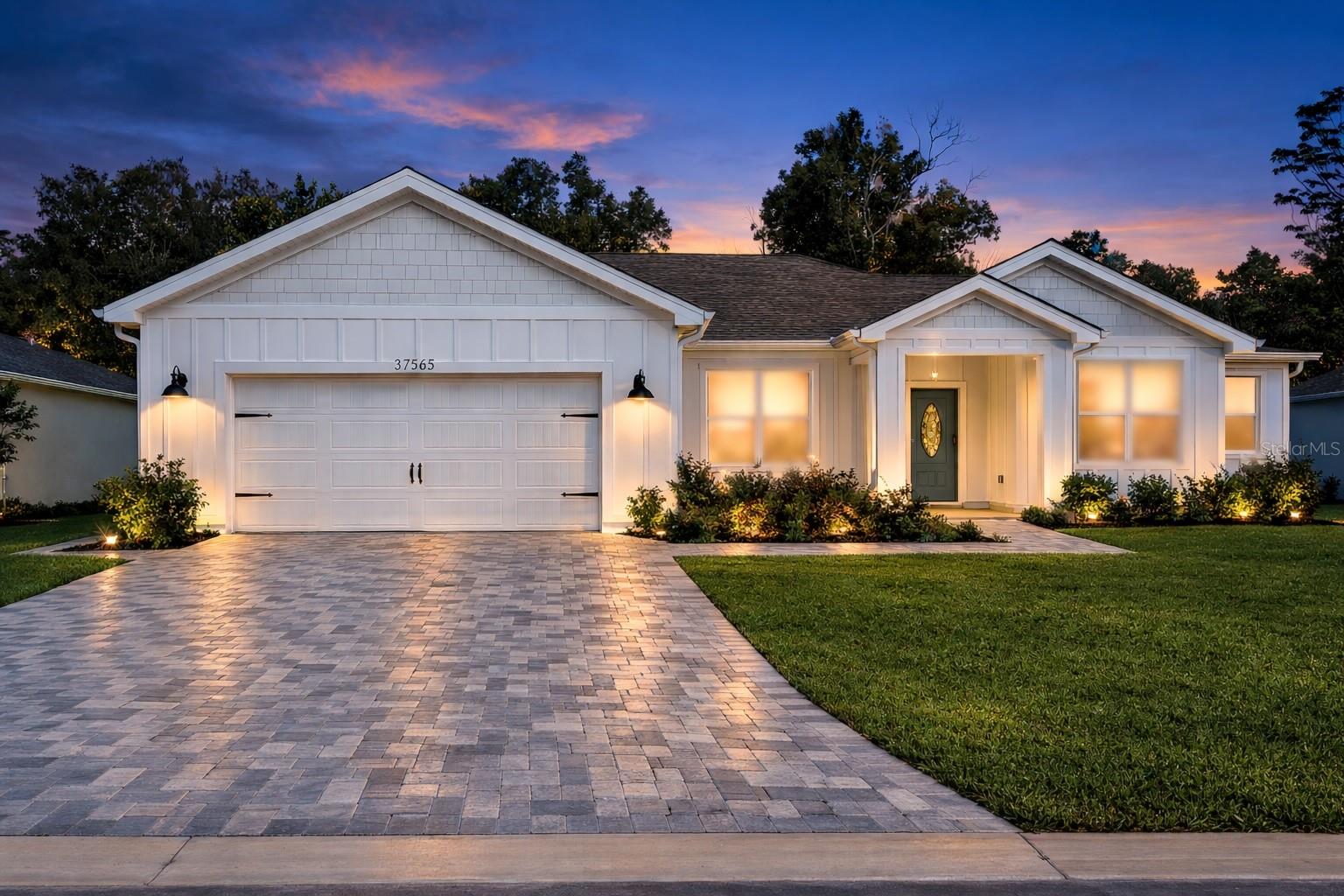 Single Family Residence in DADE CITY, FL - Daniel Dourado