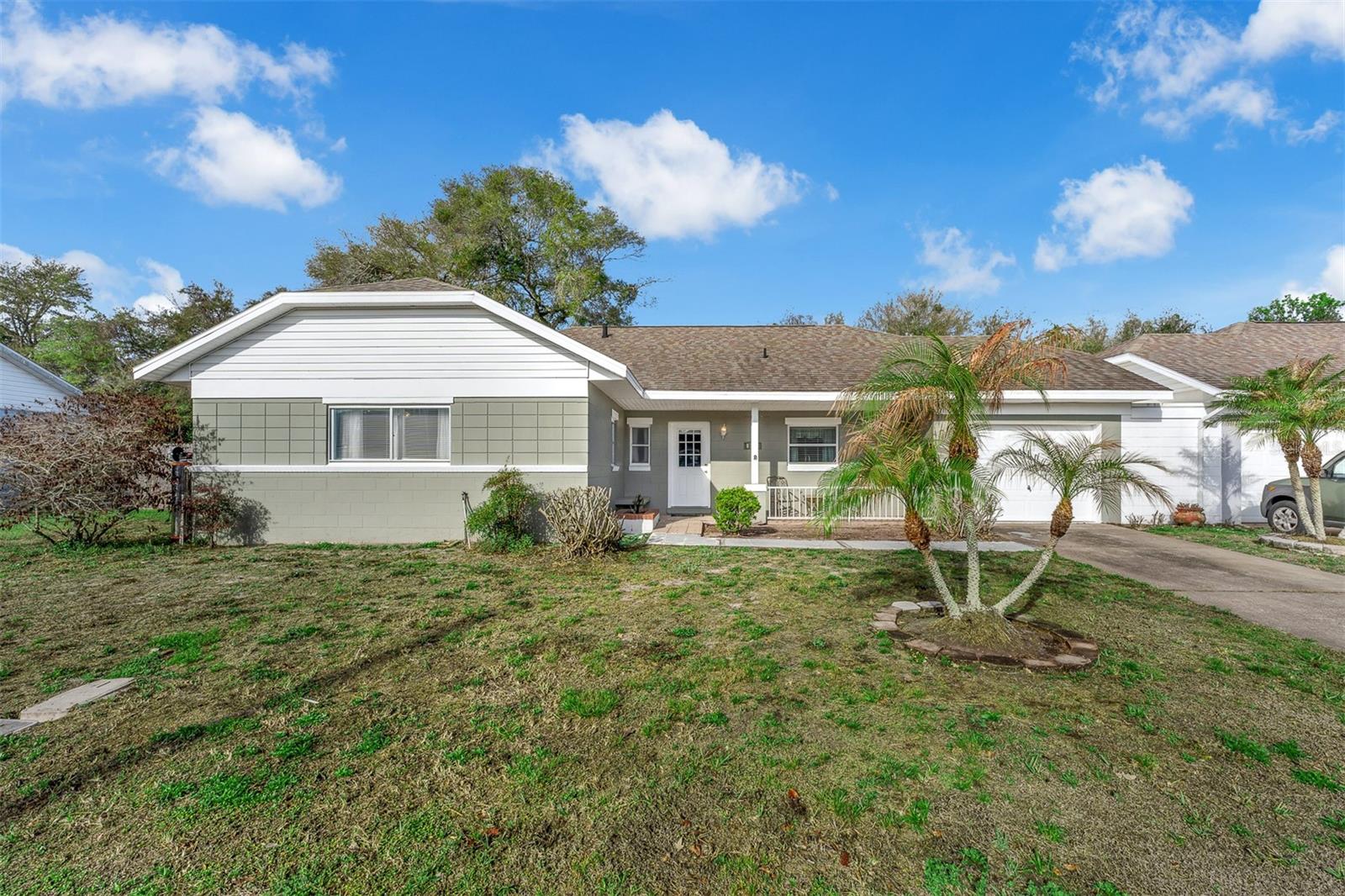 Single Family Residence in ORLANDO, FL - Daniel Dourado