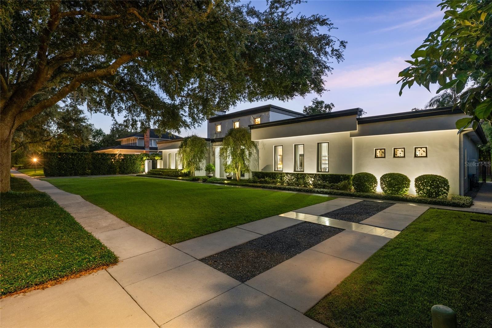 Single Family Residence in WINTER PARK, FL - Daniel Dourado