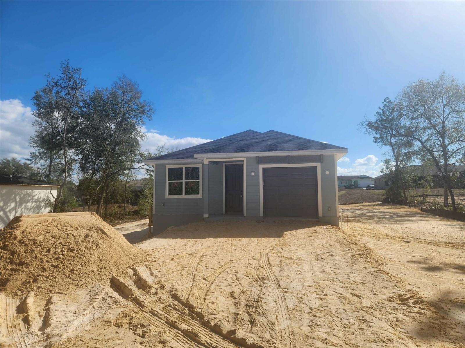 Single Family Residence in BROOKSVILLE, FL - Daniel Dourado