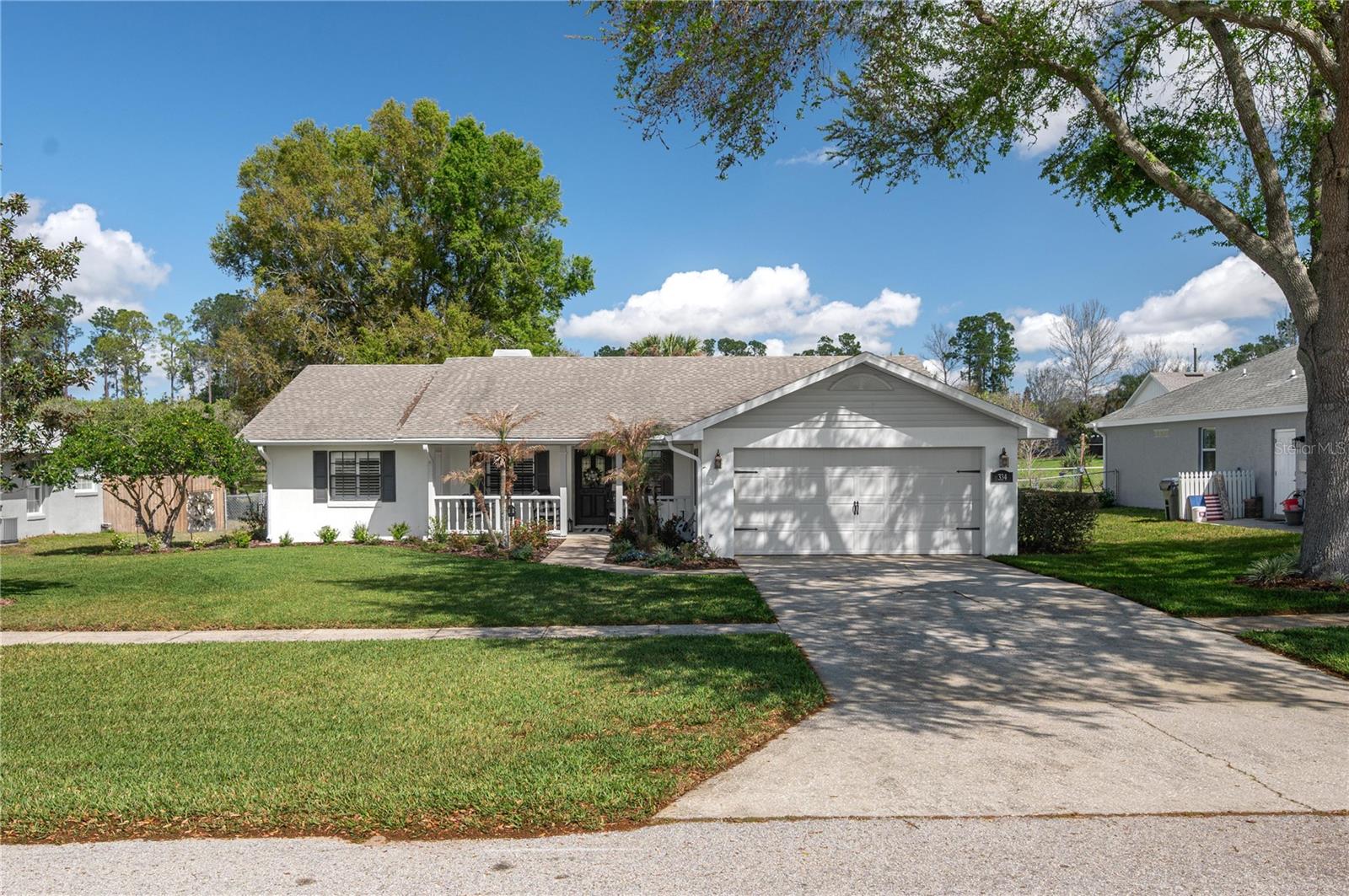 Single Family Residence in AUBURNDALE, FL - Daniel Dourado