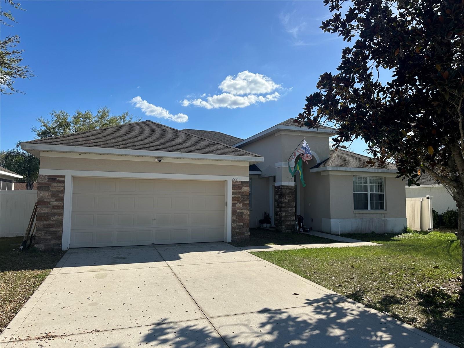 Single Family Residence em LEESBURG, FL - Daniel Dourado