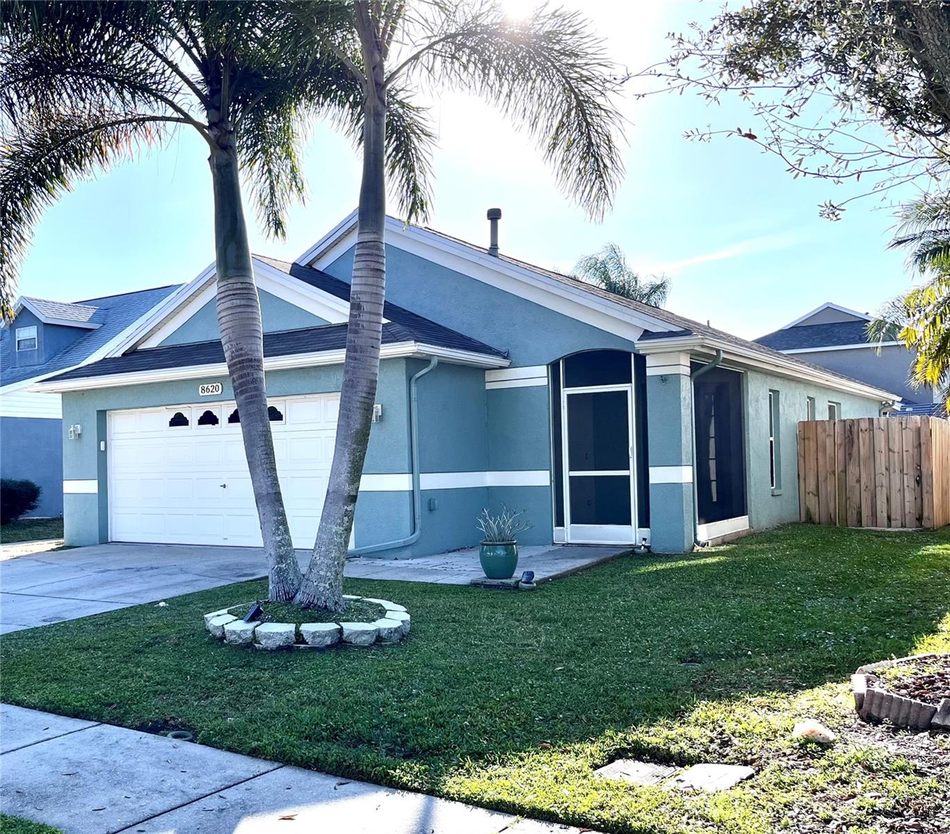 Single Family Residence in NEW PORT RICHEY, FL - Daniel Dourado