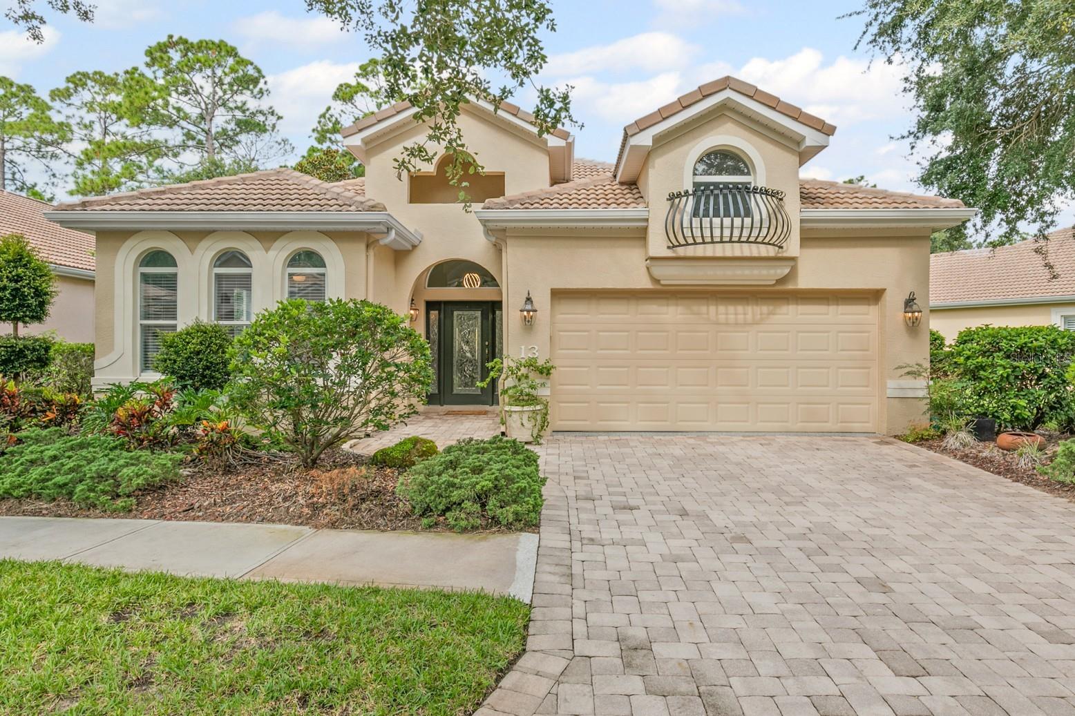 Single Family Residence in PALM COAST, FL - Daniel Dourado