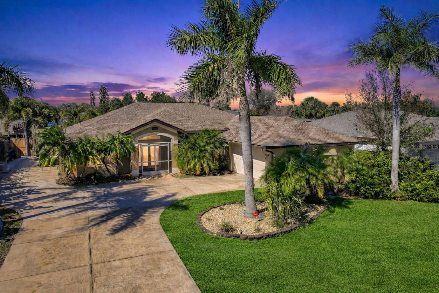Single Family Residence em PUNTA GORDA, FL - Daniel Dourado