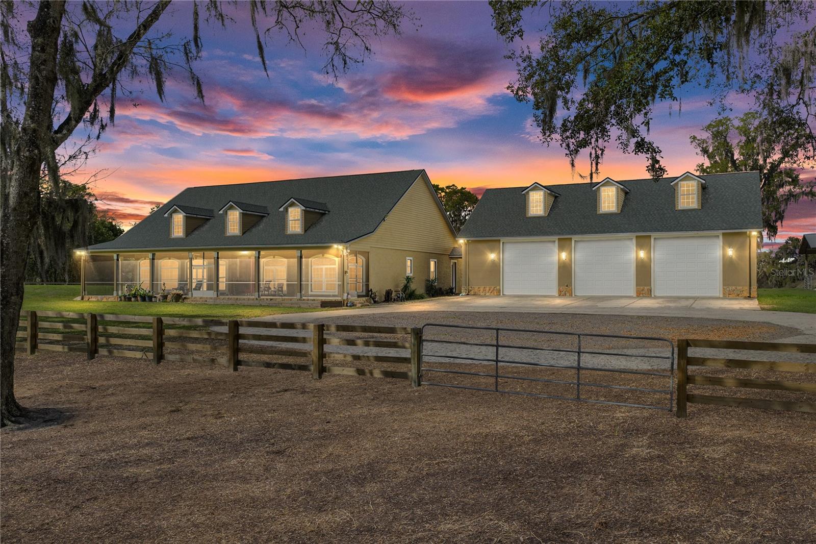 Single Family Residence em DADE CITY, FL - Daniel Dourado