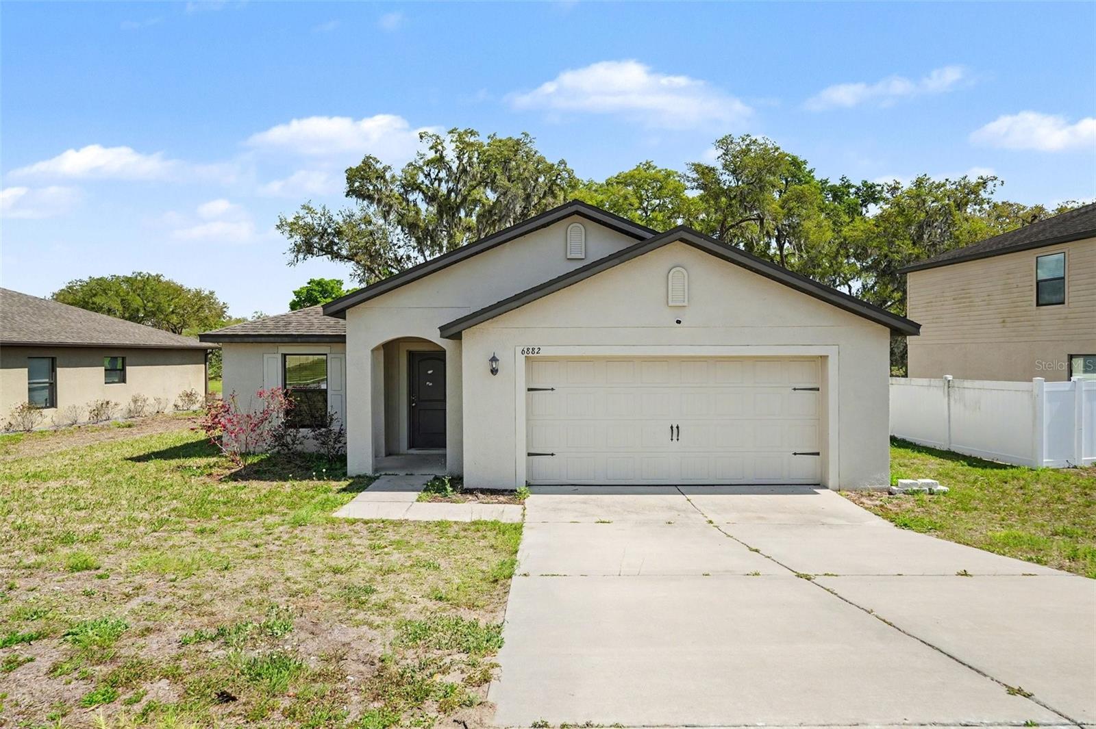 Single Family Residence in BROOKSVILLE, FL - Daniel Dourado