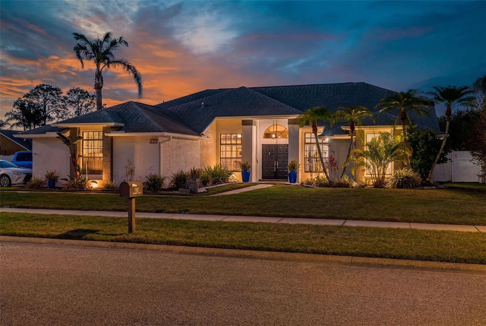 Single Family Residence in NEW PORT RICHEY, FL - Daniel Dourado