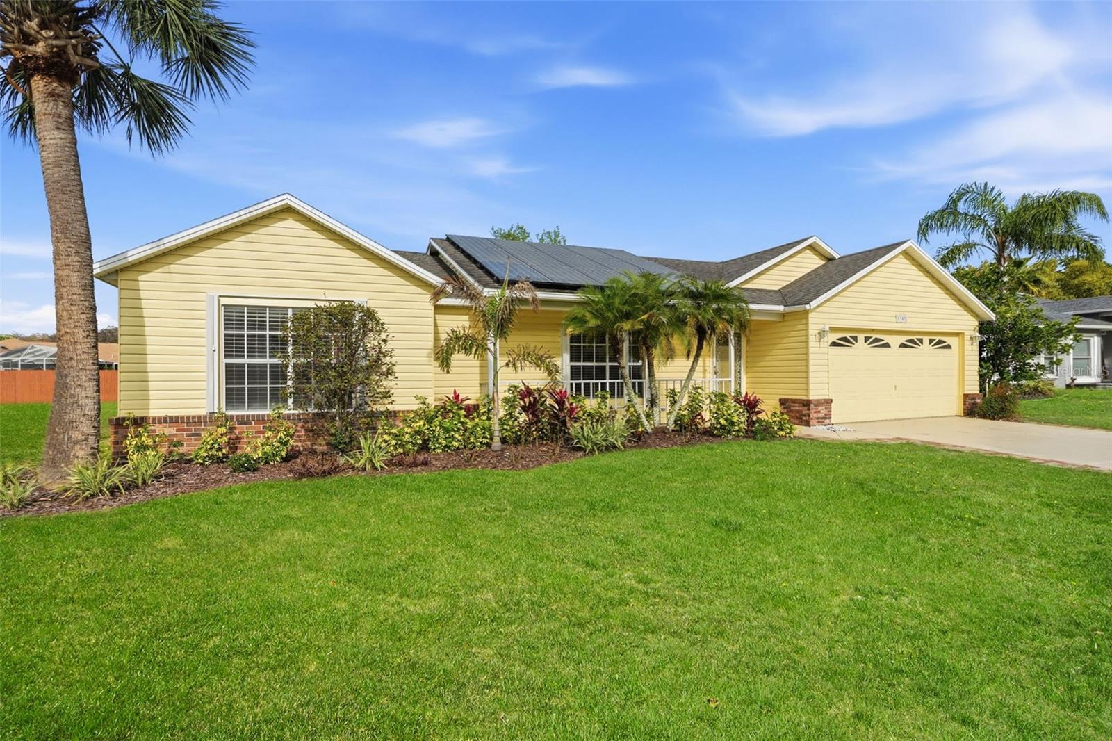 Single Family Residence in NEW PORT RICHEY, FL - Daniel Dourado