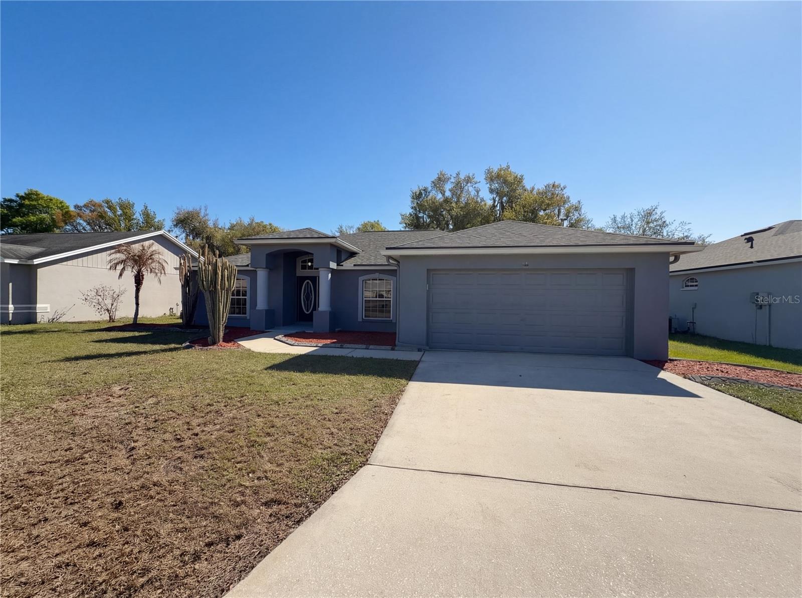 Single Family Residence in MULBERRY, FL - Daniel Dourado