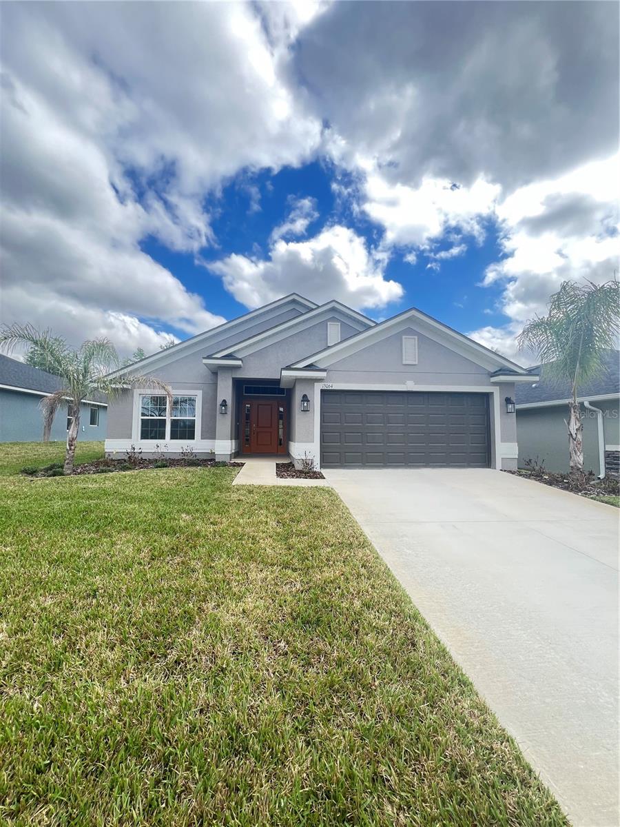 Single Family Residence em DADE CITY, FL - Daniel Dourado
