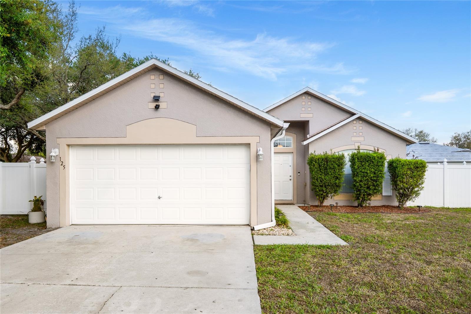 Single Family Residence em SANFORD, FL - Daniel Dourado
