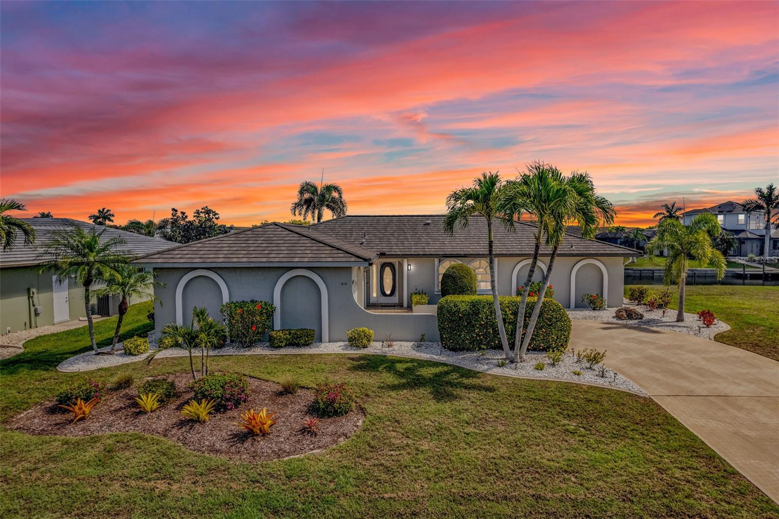 Single Family Residence em PUNTA GORDA, FL - Daniel Dourado