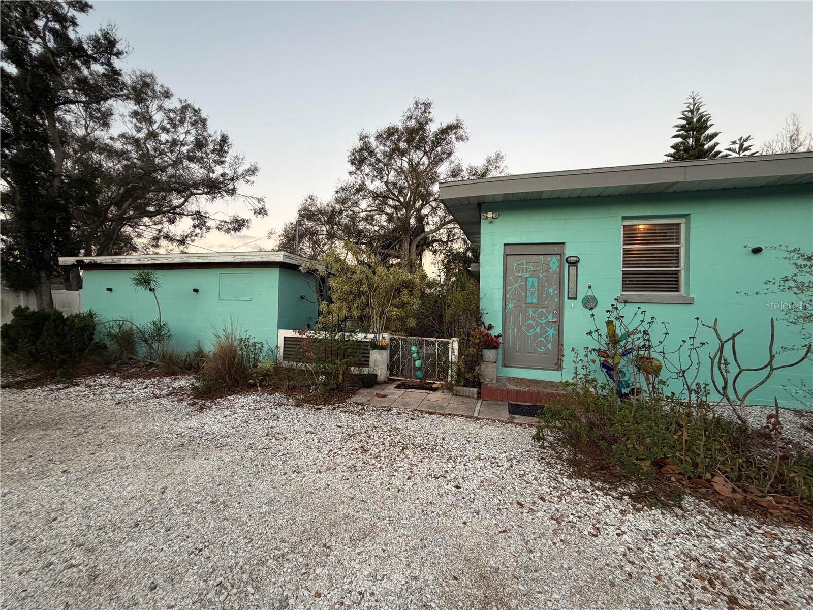 Single Family Residence em GULFPORT, FL - Daniel Dourado