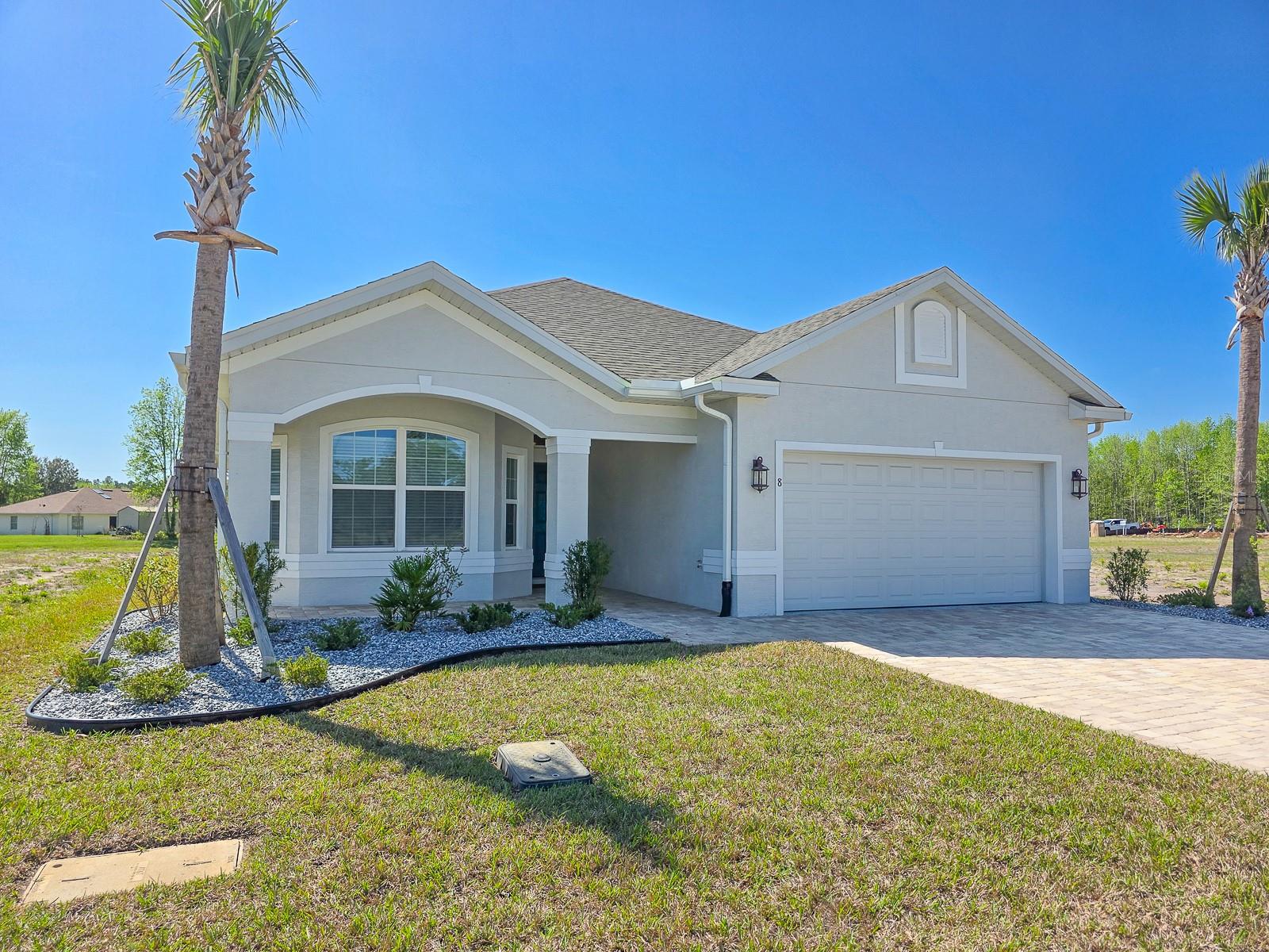 Single Family Residence in PALM COAST, FL - Daniel Dourado