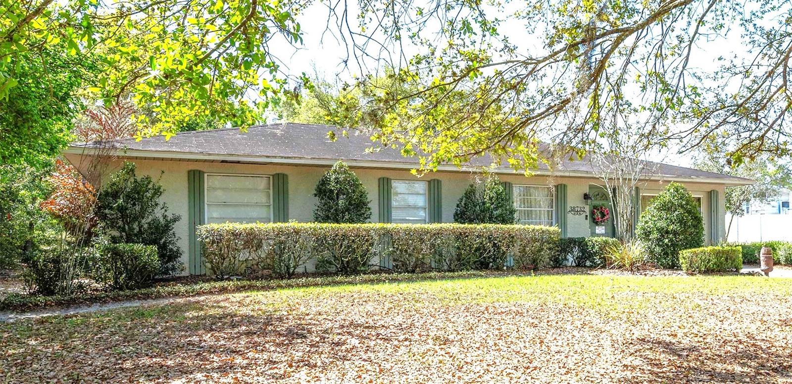 Single Family Residence em ZEPHYRHILLS, FL - Daniel Dourado