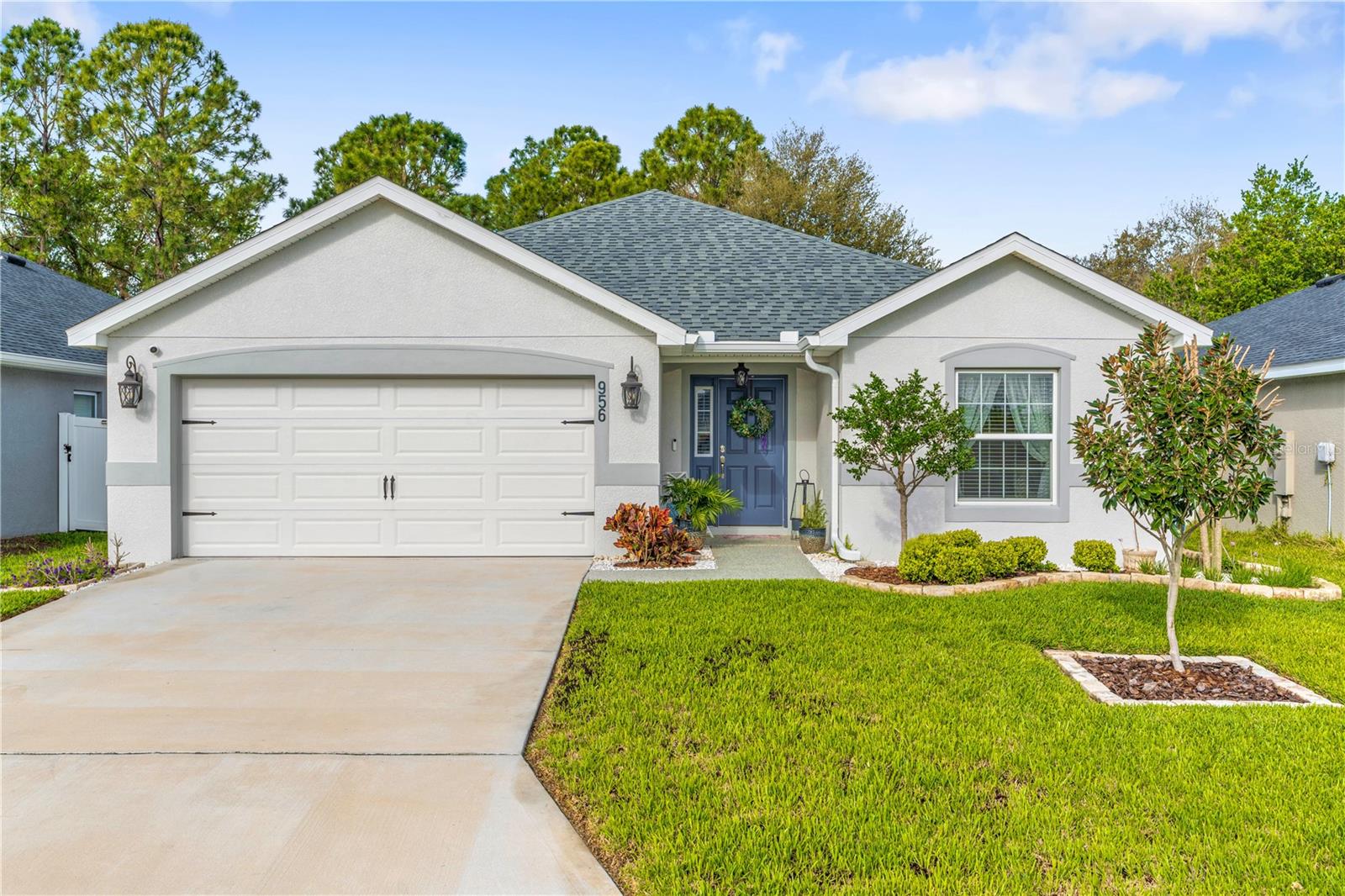 Single Family Residence in MULBERRY, FL - Daniel Dourado