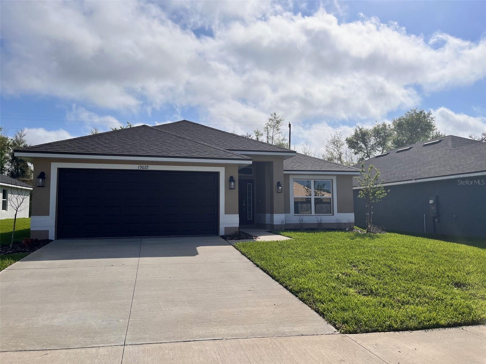 Single Family Residence em DADE CITY, FL - Daniel Dourado