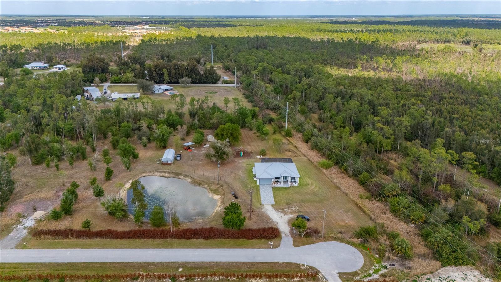 Single Family Residence in NORTH FORT MYERS, FL - Daniel Dourado