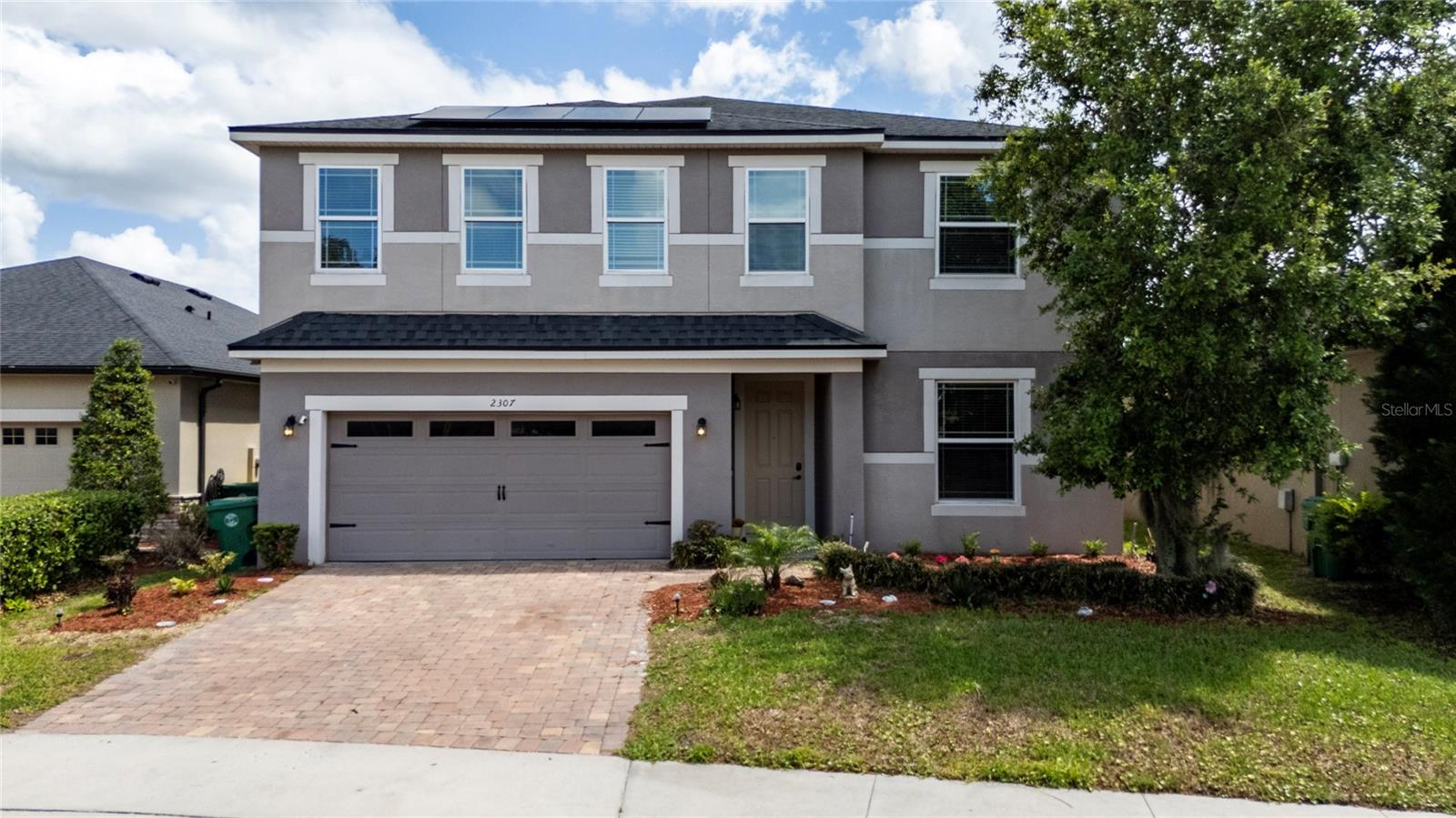 Single Family Residence in DELAND, FL - Daniel Dourado