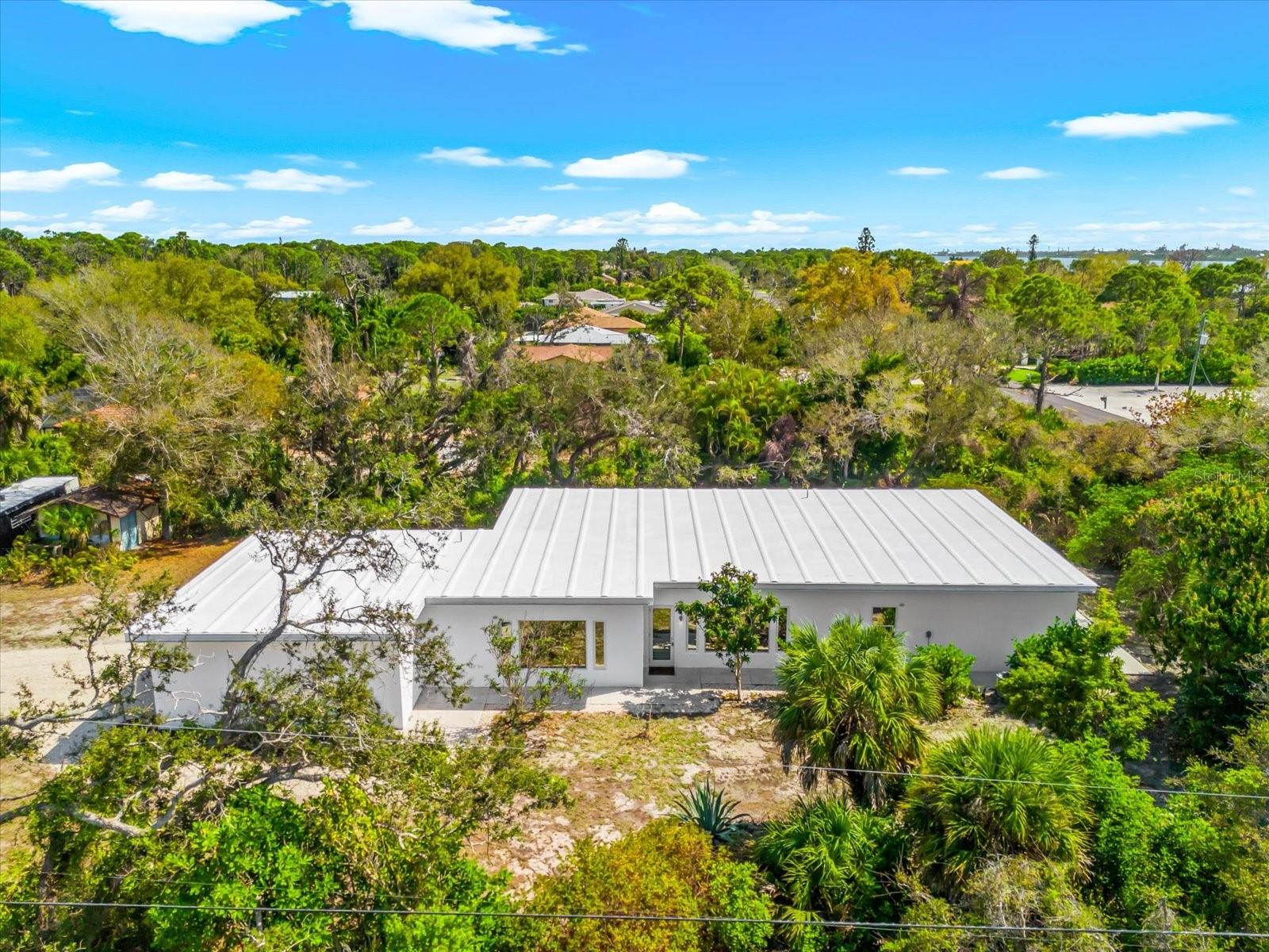 Single Family Residence em ENGLEWOOD, FL - Daniel Dourado