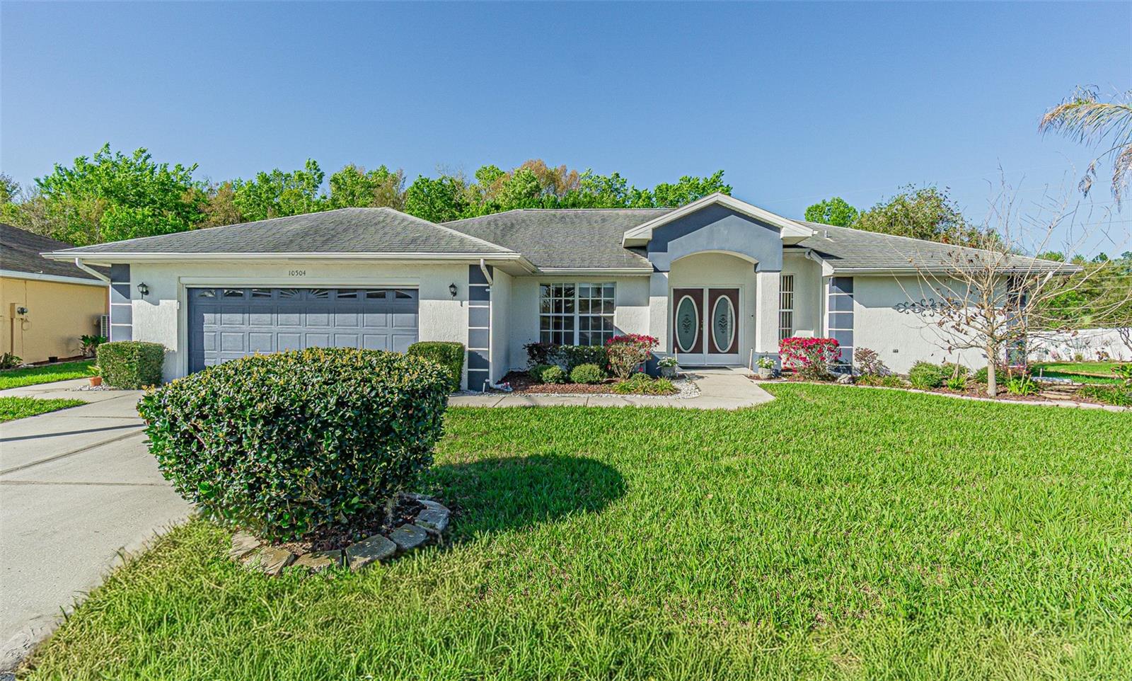 Single Family Residence in SAN ANTONIO, FL - Daniel Dourado