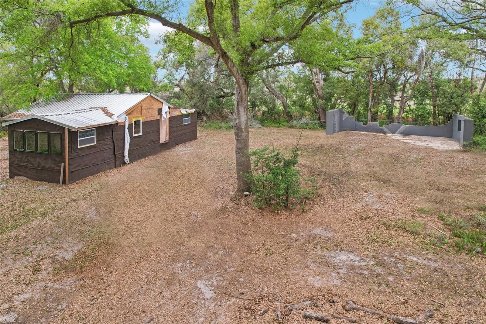 Single Family Residence em ZEPHYRHILLS, FL - Daniel Dourado