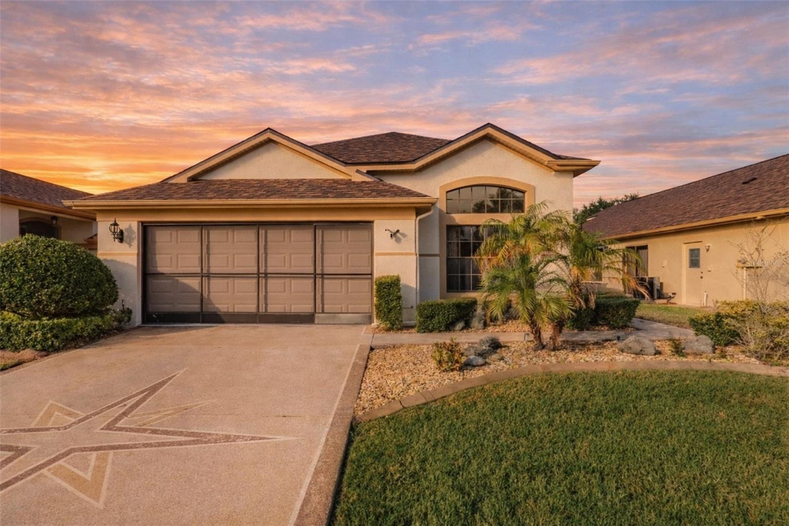Single Family Residence in HUDSON, FL - Daniel Dourado