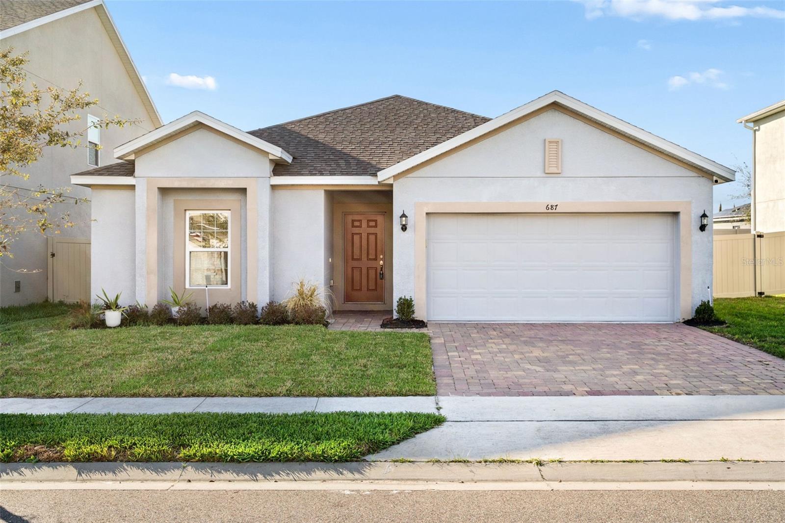 Single Family Residence in DAVENPORT, FL - Daniel Dourado
