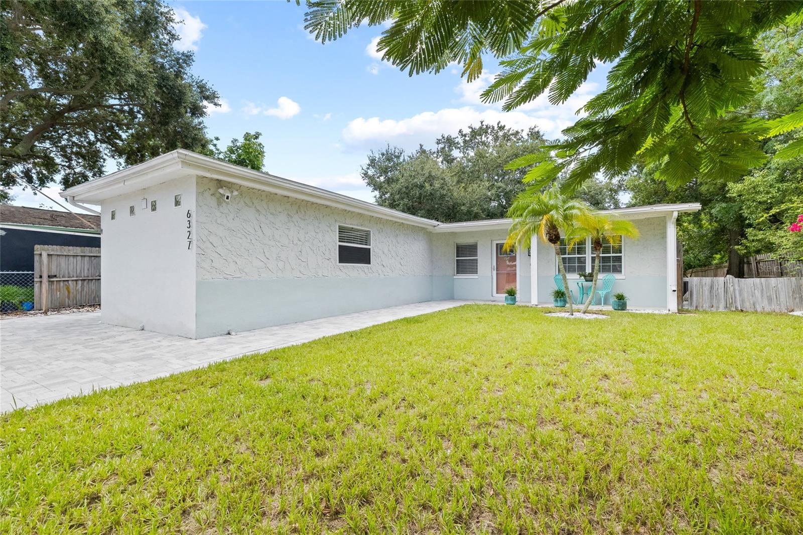 Single Family Residence in TAMPA, FL - Daniel Dourado