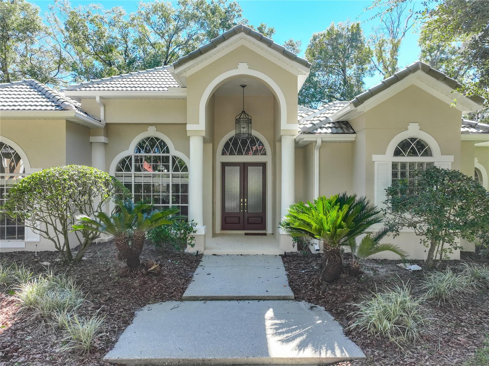 Single Family Residence in LAKE MARY, FL - Daniel Dourado
